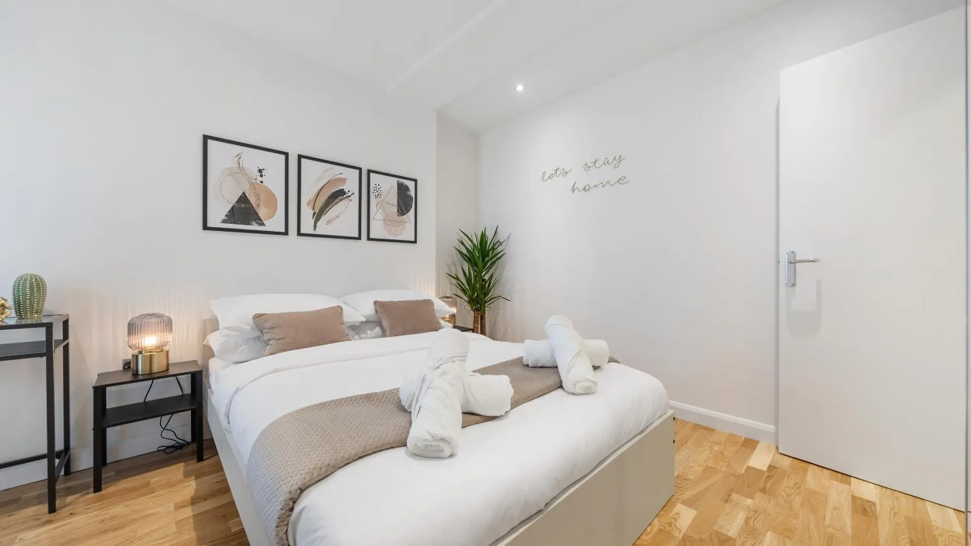 Holiday home Westferry Road Villa London